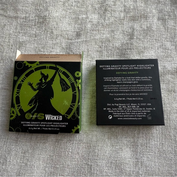 Wicked One/Size Defying Gravity Spotlight Highlighter Illumination Palette NWT - Picture 3 of 6